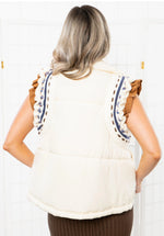 RUFFLED CREAM PUFF VEST