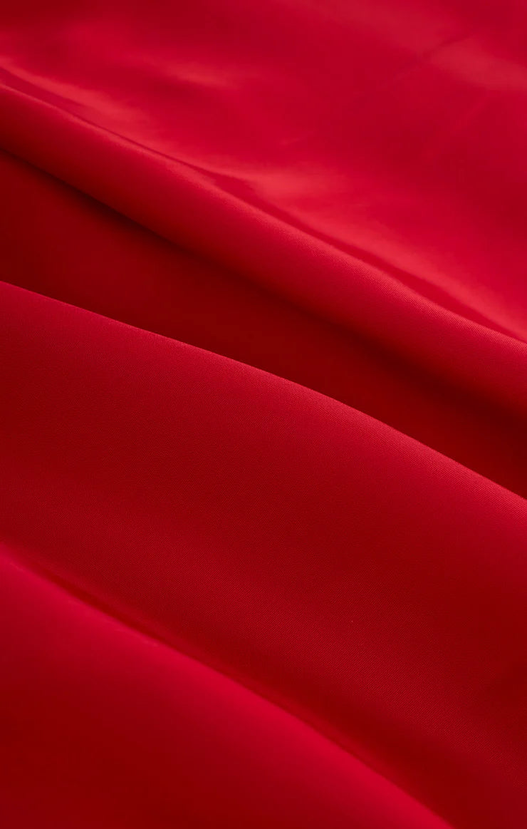 EUROPA POLY SHEEN SKIRT HAUTE RED