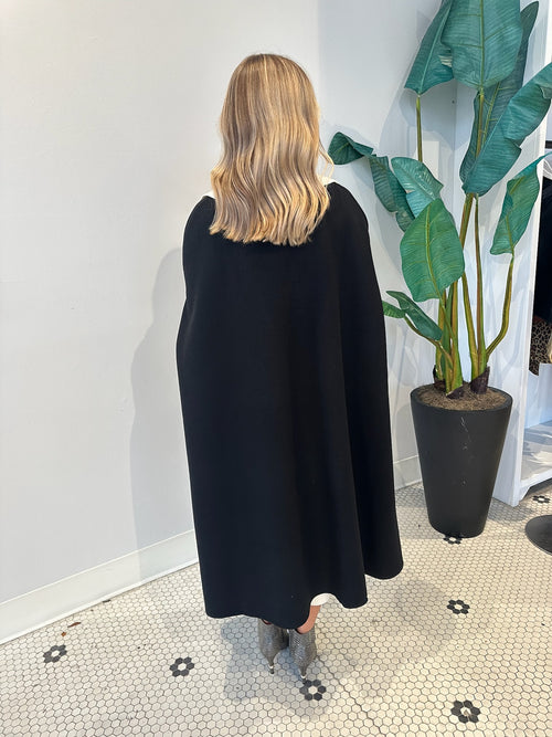 BLACK OUTER WEAR CAPE