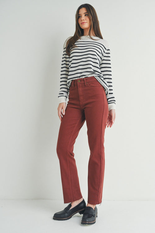 CUT OFF STRAIGHT LEG JEAN BURGUNDY