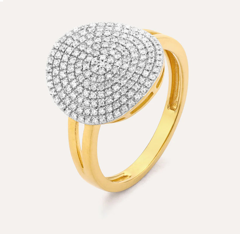 GOLD ROUND STATEMENT RING